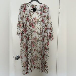 Trouve Floral Kimono Robe - Pink and Green